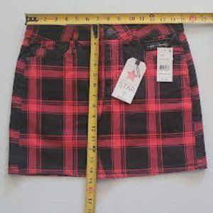 NWT Vanilla Star plaid mini skirt - juniors sz 9